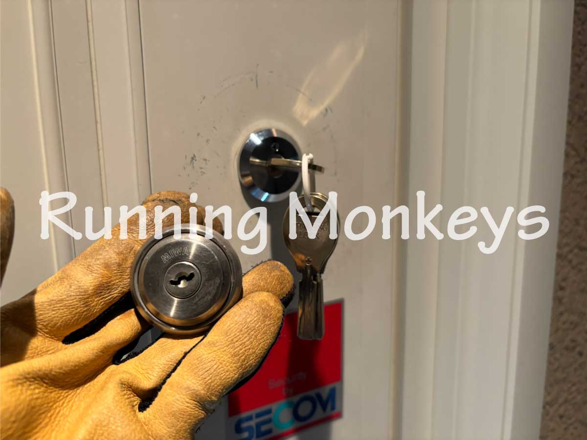 玄関鍵交換｜町田市成瀬が丘